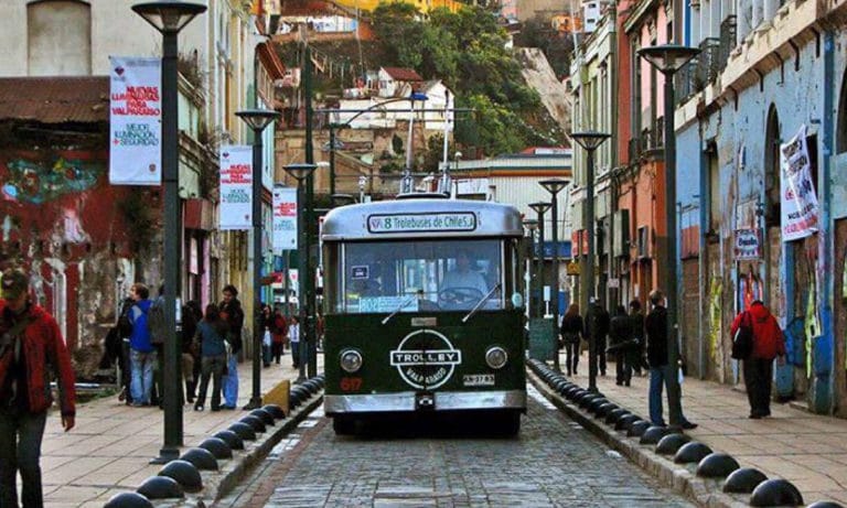 Valparaiso from Santiago de Chile 2_Mesa de trabajo 1