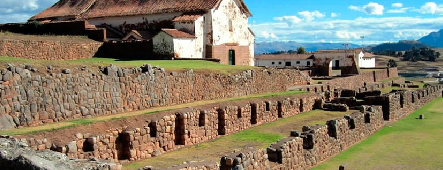 Chinchero, Sacred Valley of the Incas - RipioTurismo DMC for Peru and South America