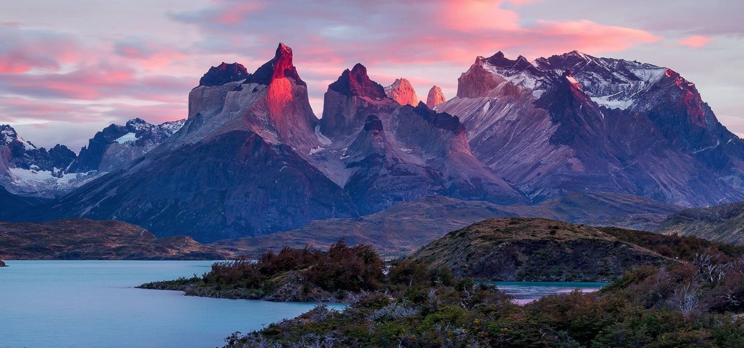 Parque Nacional Torres del Paine Hiking and Climbing