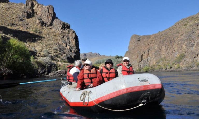 Floating the Limay River 3_Mesa de trabajo 1