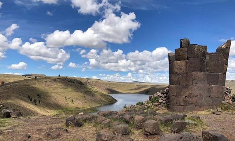 Sillustani Tombs from Puno 1_Mesa de trabajo 1