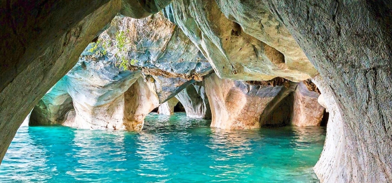 Kayaking in the Marble Cathedral, Aysen-01