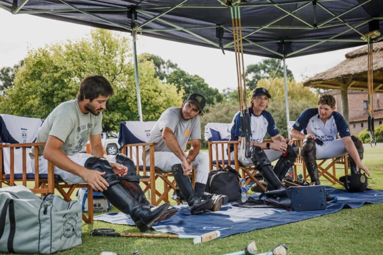 4_a008312f-a866-42ce-8622-f8e77cc06ecd_1400x