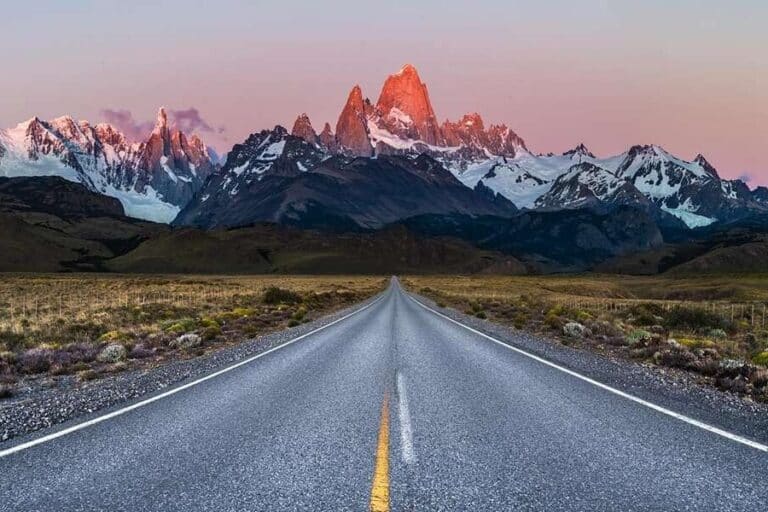 El Calafate - Puerto Natales Bus