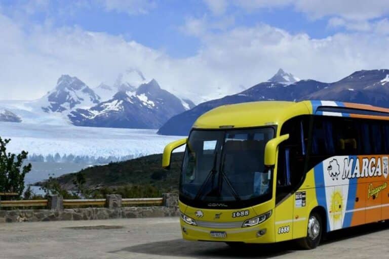 El Calafate - Puerto Natales Bus