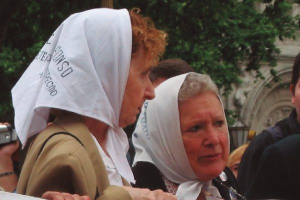 Madres de Plaza de Mayo, Buenos Aires